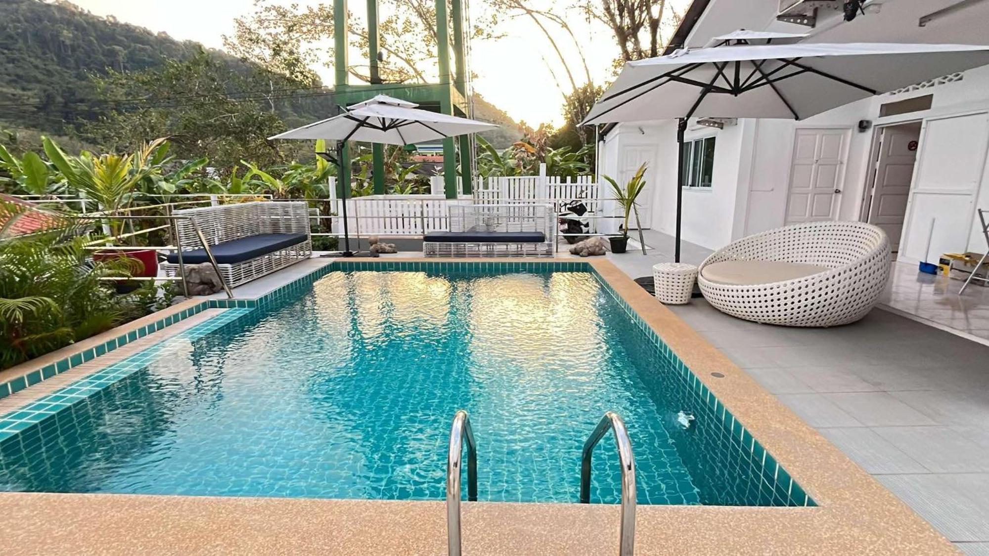 Elephant Sports Bar And Accommodation Phuket Εξωτερικό φωτογραφία