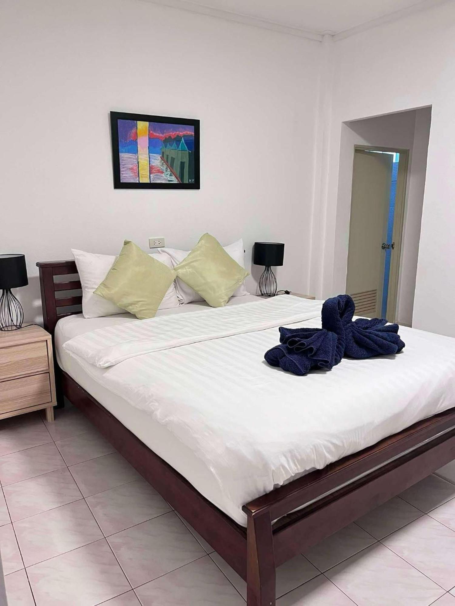 Elephant Sports Bar And Accommodation Phuket Εξωτερικό φωτογραφία