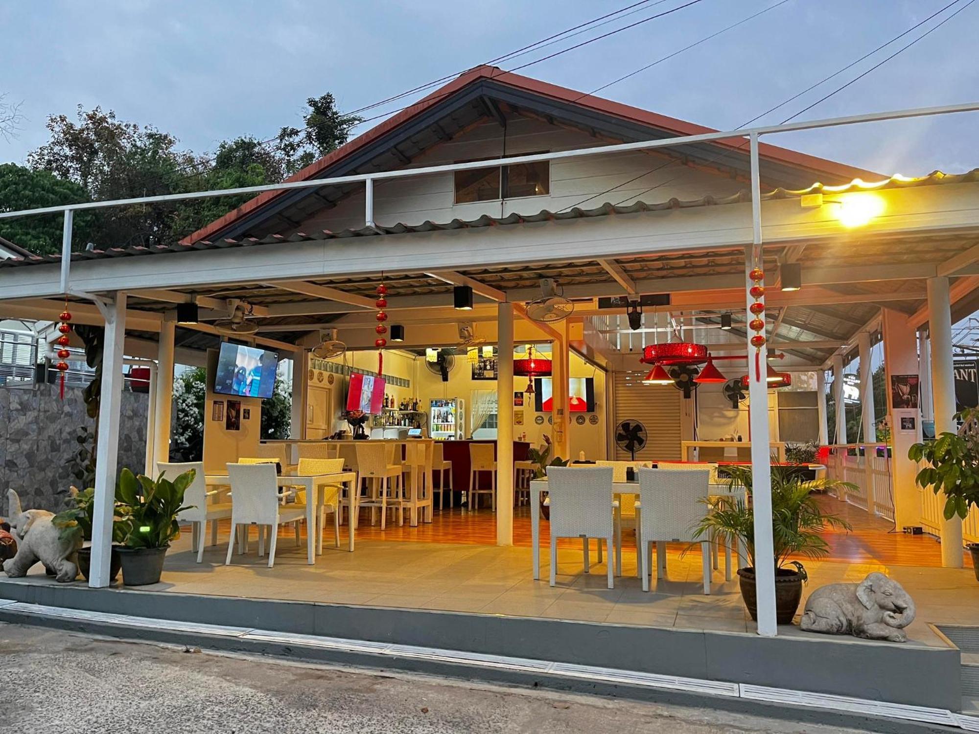 Elephant Sports Bar And Accommodation Phuket Εξωτερικό φωτογραφία